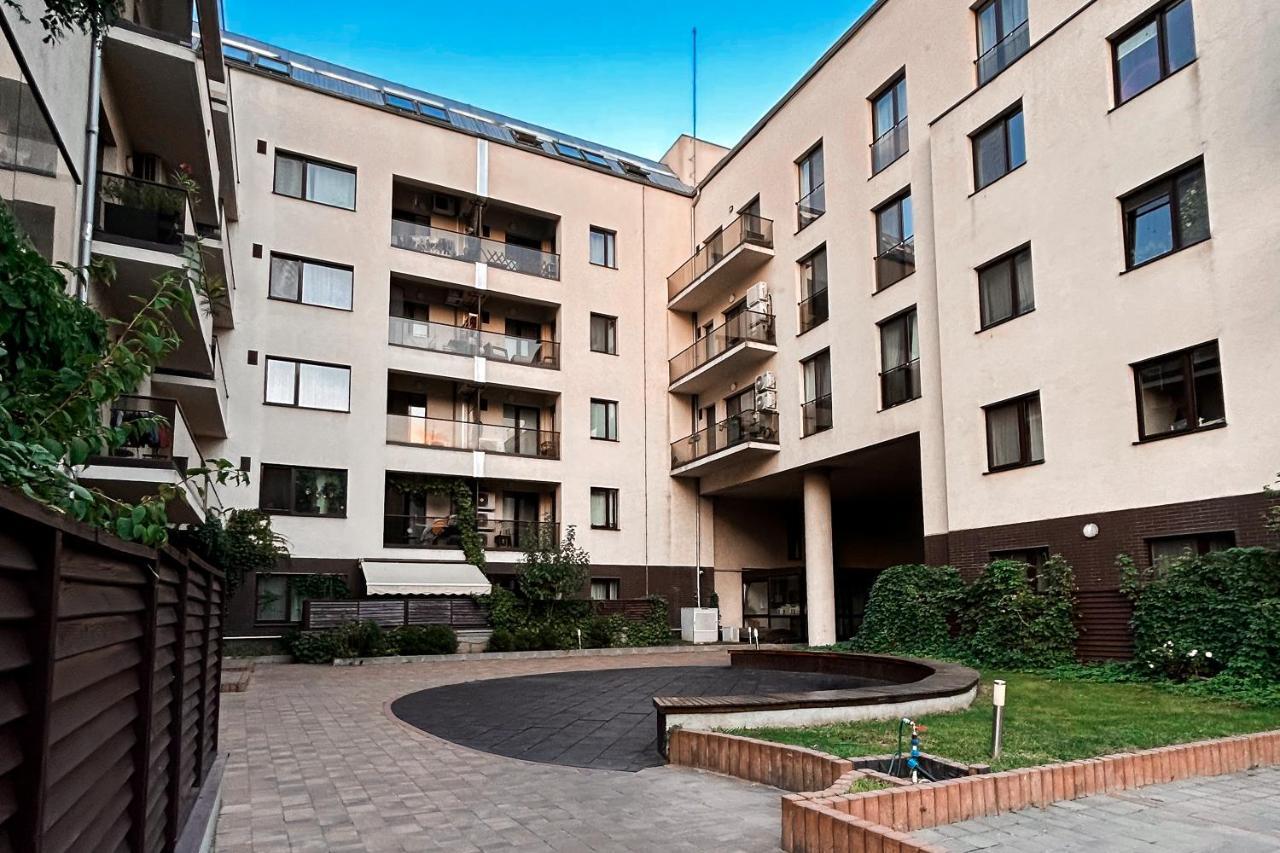 Downtown D21 Apartment Bukares Bagian luar foto
